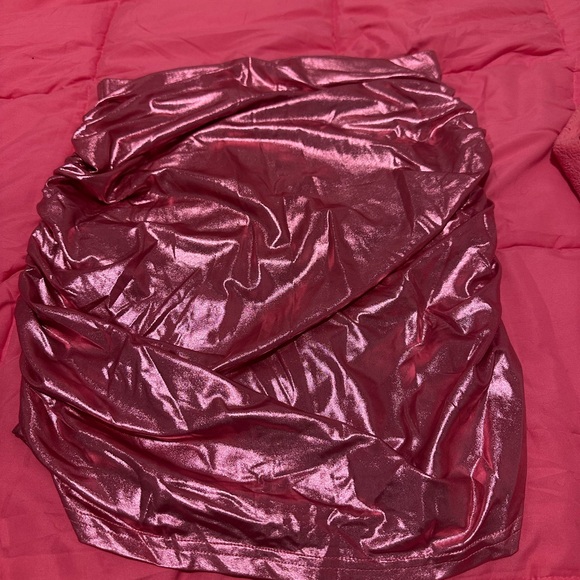 Finesse Shiny Pink Skirt - Picture 2 of 2